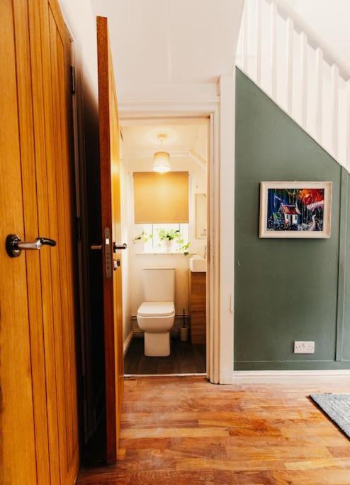 Friars Bush House Belfast - Stunning 4 Bedroom Detached House In Exclusive Queens Quarter Luxury Belfast City Centre Экстерьер фото